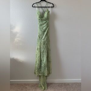Elegant Green Evening Gown